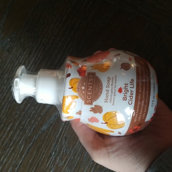 Scentsy Bright Cider Life bundle - Picture 2 of 6